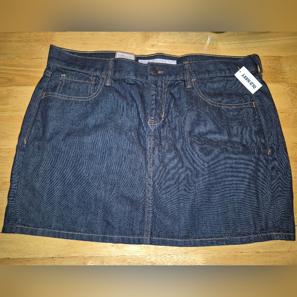 Old Navy Dark Blue Mini Skirt Size 12 NWT